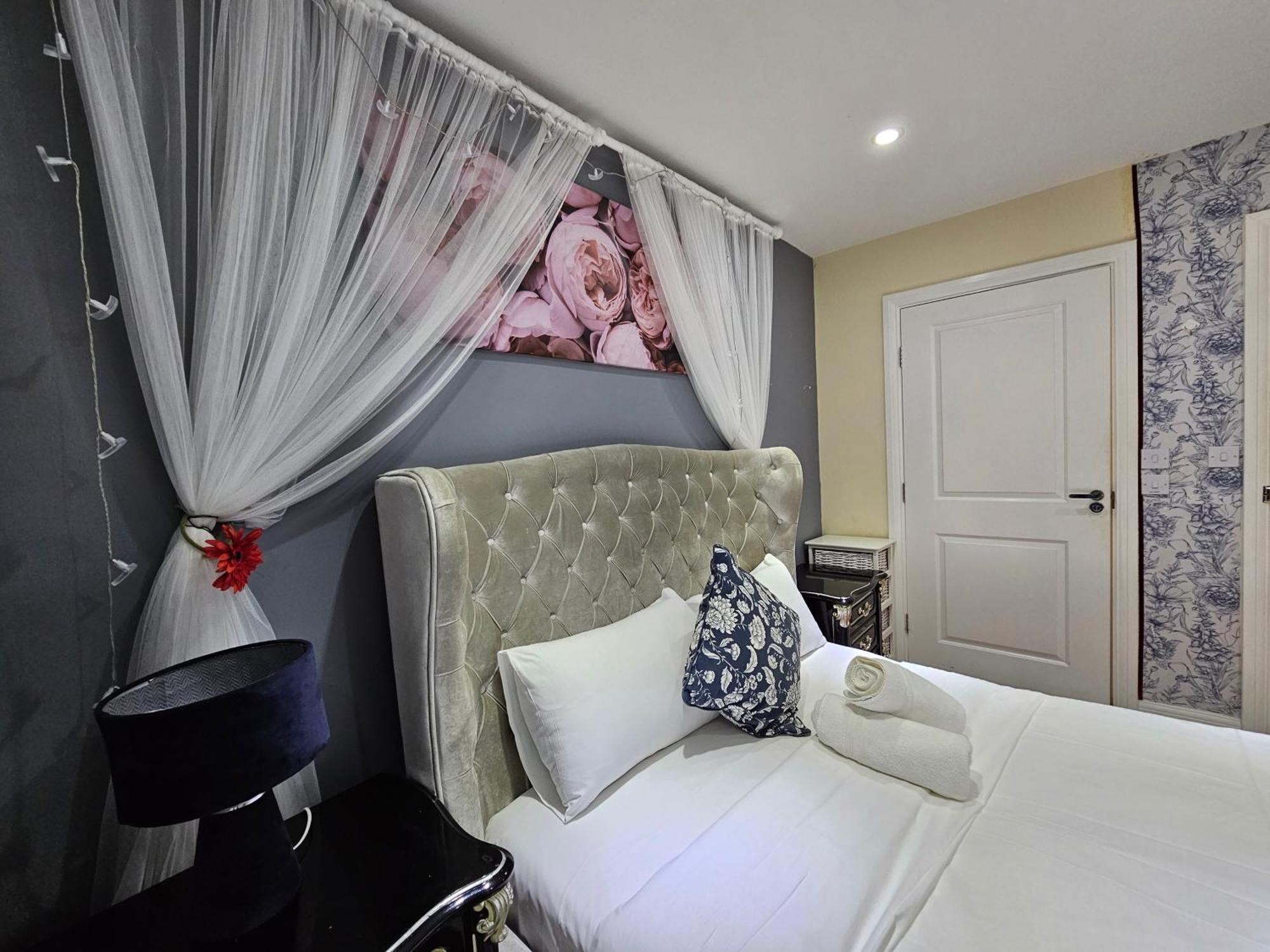 Wallwood Rooms Londen Buitenkant foto