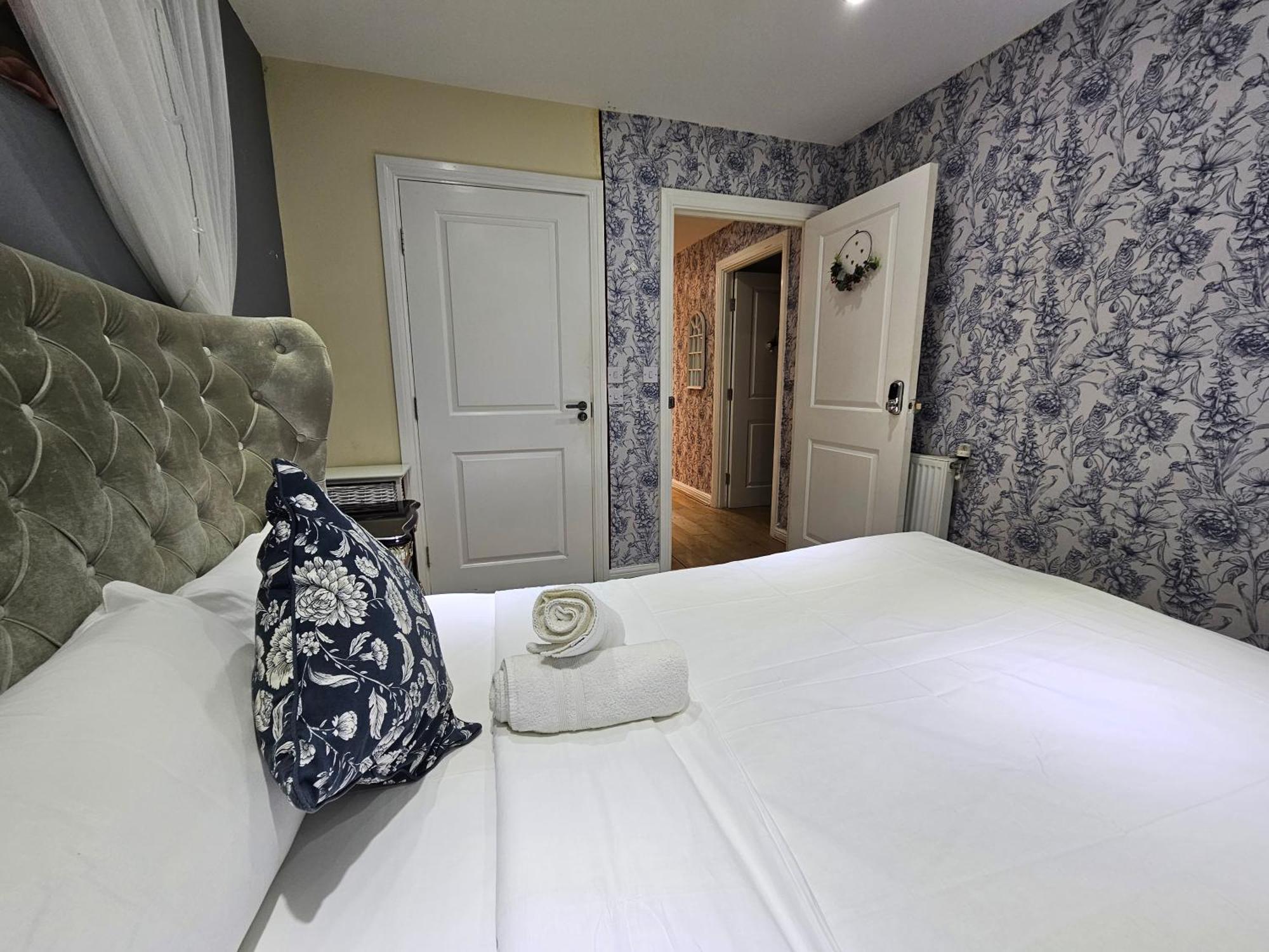 Wallwood Rooms Londen Buitenkant foto